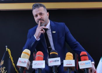 رونمایی از ابر اپلیکیشن VApp؛ حلقه مفقوده ارتباط اصناف با مشتریان