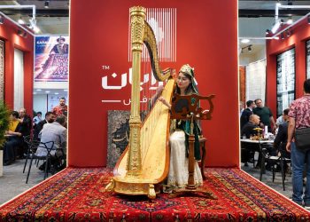 «فرش کارایان»؛ الگویی از خودکفایی و نظارت دقیق بر کیفیت در صنعت فرش
